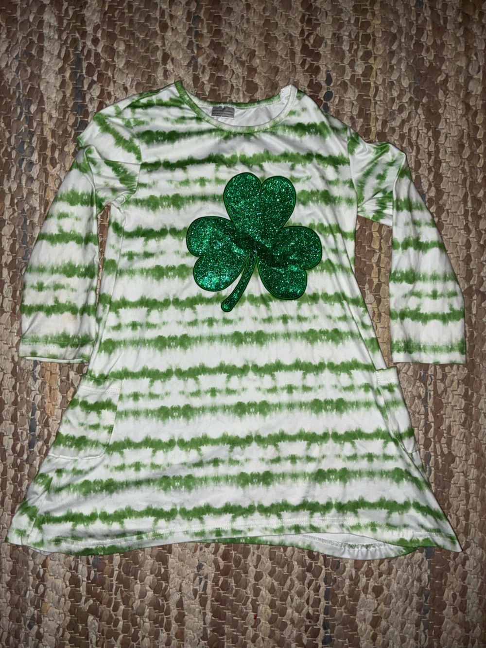 Girls' Green Tie-Dye Shamrock Long Sleeve Top